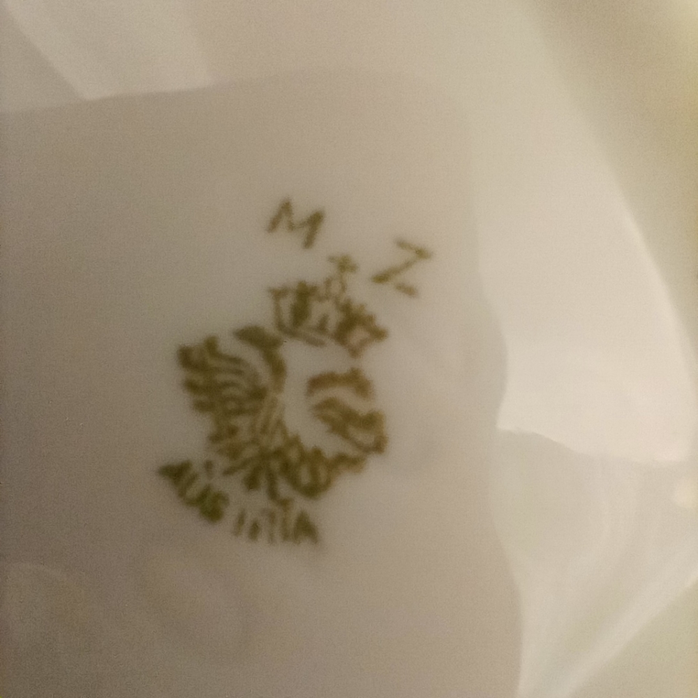 Moritz Zdekauer Porcelain Lidded Bowl - Picture 3 of 15